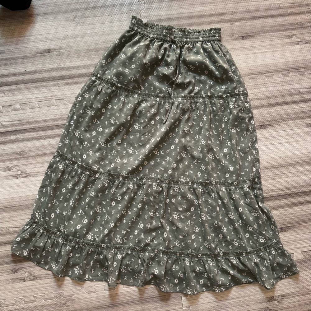 Pull-on Ruffle Tiered Maxi Skirt